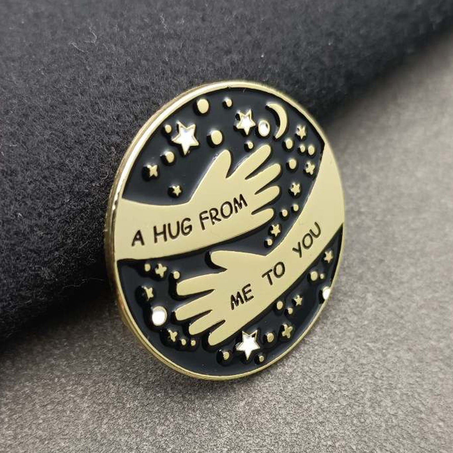 Great Granddaughter Pocket Hug Pin Badges With Heart Message Cards